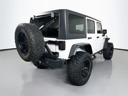 Used 2018 Jeep Wrangler Unlimited Sport S image 5