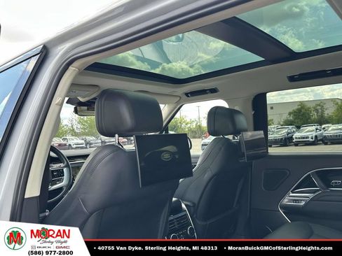 Used 2023 Land Rover Range Rover Long Wheelbase SE AWD/4WD image 17