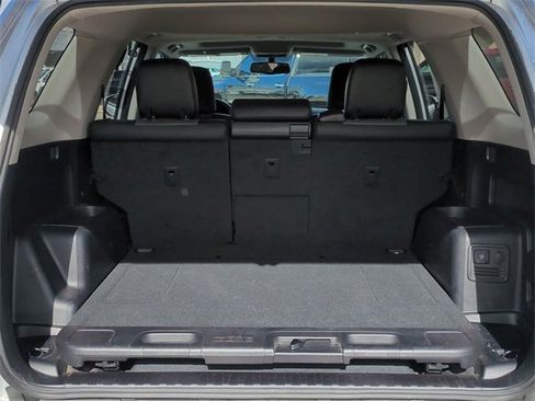 Used 2018 Toyota 4Runner SR5 Premium image 13