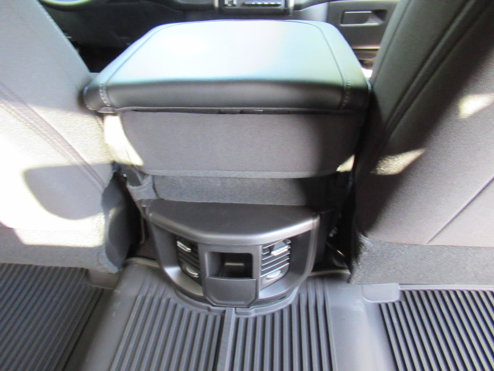 New 2027 RAM 3500 Tradesman AWD/4WD image 34