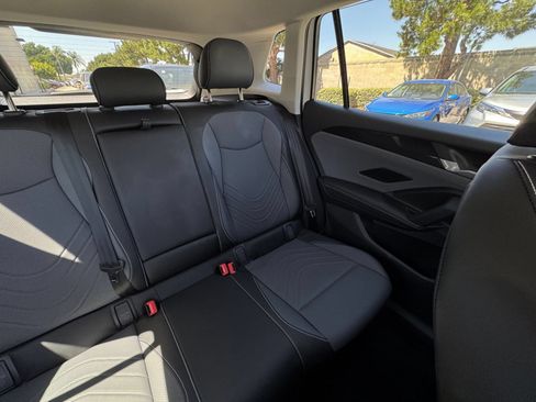 Used 2026 Volkswagen Tiguan SE FWD image 39