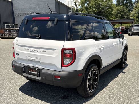 Used 2025 Ford Bronco Sport Outer Banks w/ Outer Banks Tech Package+ AWD/4WD image 3