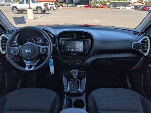 Used 2021 Kia Soul S FWD image 15