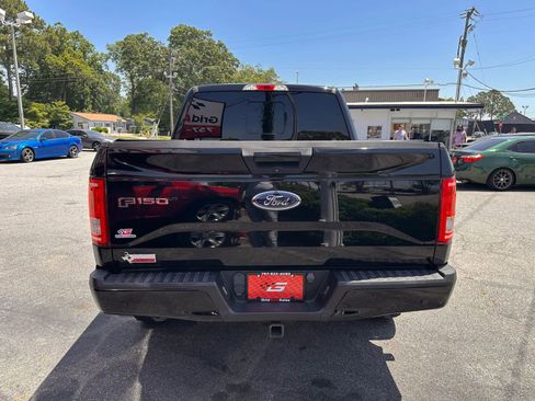 Used 2017 Ford F150 XLT w/ Equipment Group 302A Luxury AWD/4WD image 4