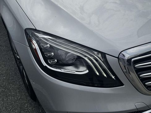 Used 2018 Mercedes-Benz S 560 4MATIC Sedan image 7