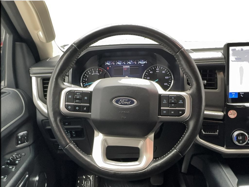 Used 2024 Ford Expedition XLT RWD image 40