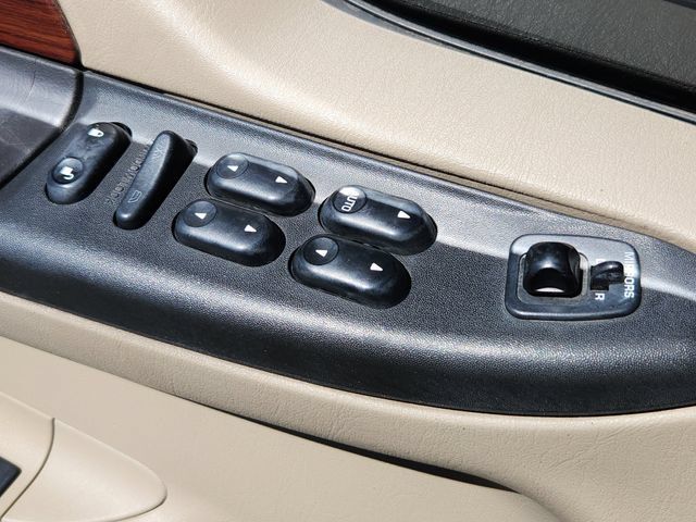 Used 2005 Ford Excursion Eddie Bauer AWD/4WD image 10