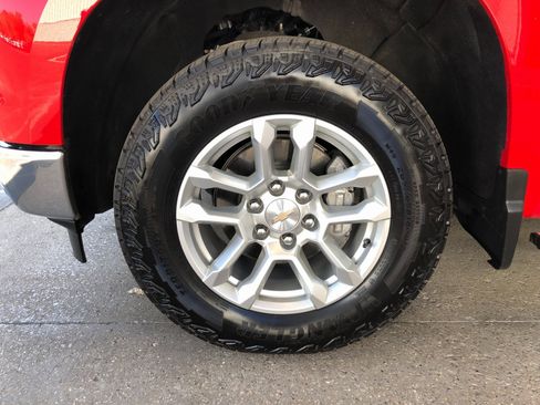 Certified 2024 Chevrolet Silverado 1500 LT image 4