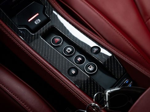 Used 2015 McLaren 650S Base image 19