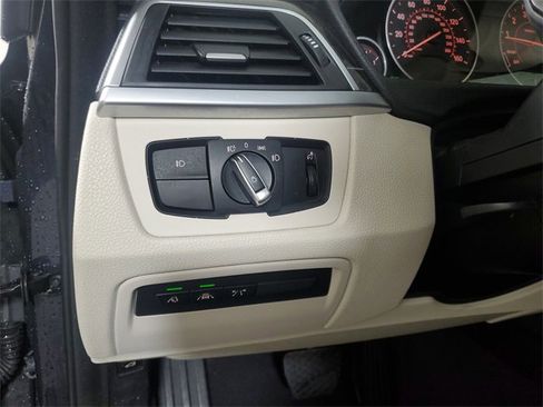 Used 2019 BMW 430i Coupe w/ Convenience Package image 19