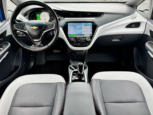 Used 2018 Chevrolet Bolt Premier w/ Driver Confidence II Package FWD image 17