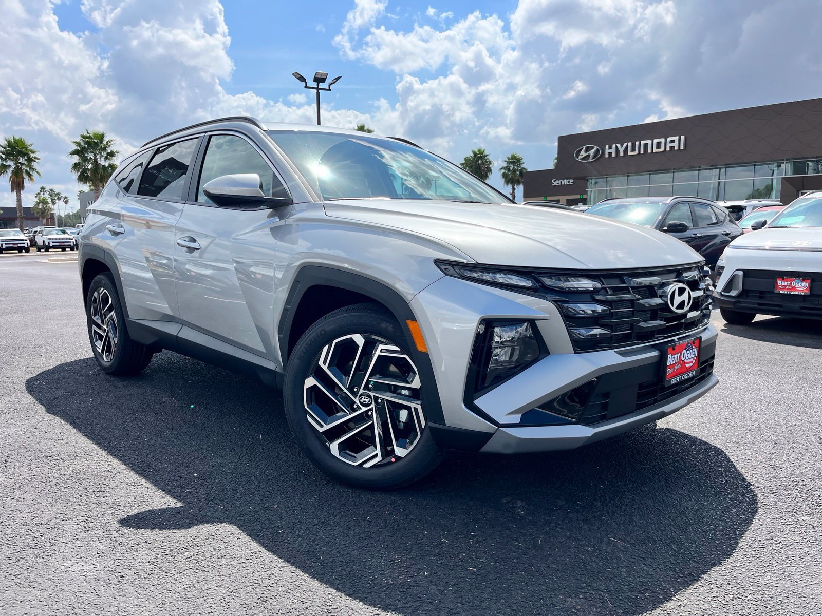 New 2026 Hyundai Tucson SEL Plus FWD image 1