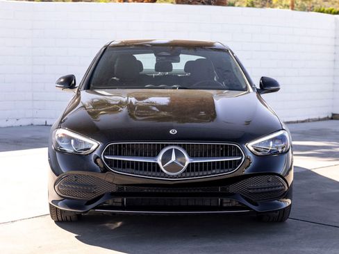 Used 2025 Mercedes-Benz C 300 Sedan image 4