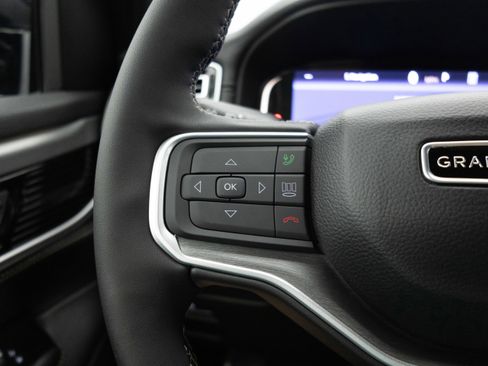 New 2026 Jeep Grand Wagoneer Limited AWD/4WD image 36
