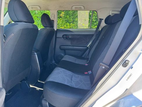 Used 2013 Scion xB FWD image 13