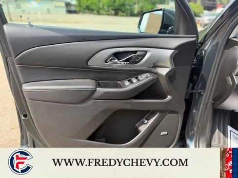 Used 2019 Chevrolet Traverse LT w/ LT Premium Package AWD/4WD image 24