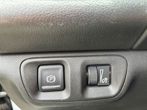 Used 2018 GMC Acadia SLT FWD image 15