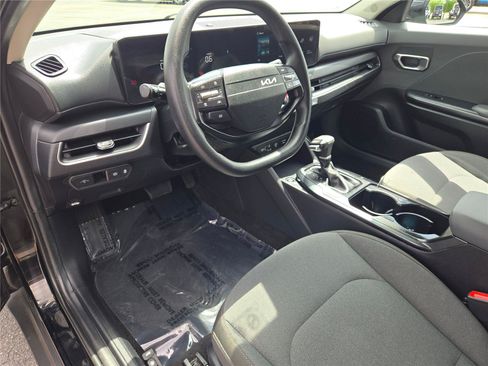 Used 2025 Kia K4 FWD image 22