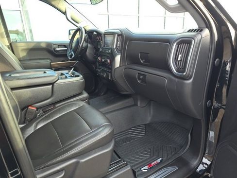 Used 2020 Chevrolet Silverado 1500 LT w/ All-Star Edition image 4