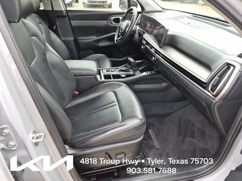 Certified 2024 Kia Sorento X-Line EX AWD/4WD image 12