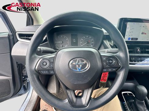 Used 2024 Toyota Corolla LE FWD image 13