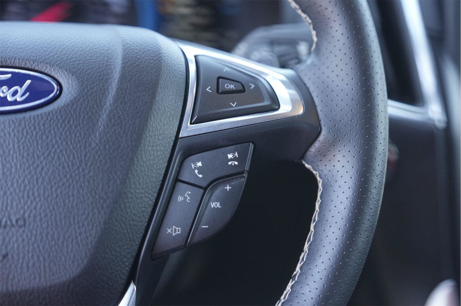 Used 2023 Ford Edge ST AWD/4WD image 23