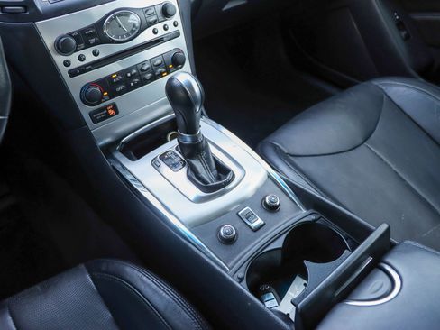 Used 2013 INFINITI G37 Sport w/ Premium Pkg image 45