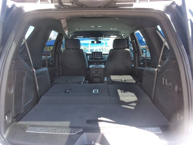 Used 2021 Chevrolet Tahoe Z71 w/ Luxury Package AWD/4WD image 32