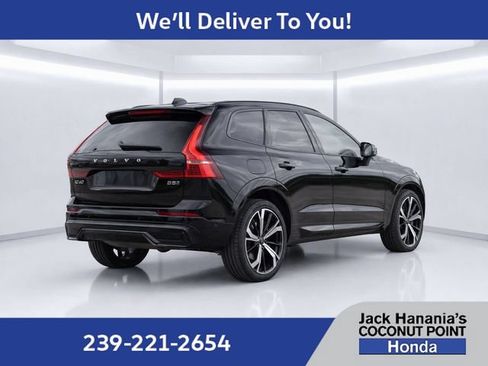 Used 2024 Volvo XC60 B5 Ultimate w/ Protection Package Premier AWD/4WD image 8