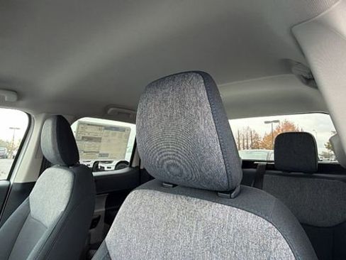 New 2025 Ford Maverick XLT image 22