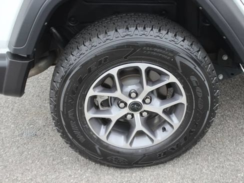 Used 2024 Jeep Wrangler Unlimited Sport AWD/4WD image 36