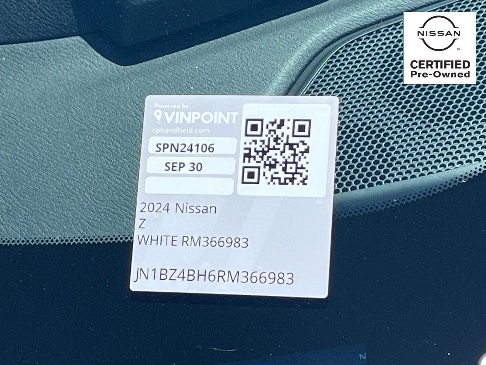 Certified 2024 Nissan Z Performance w/ Floor Mat Package RWD image 32