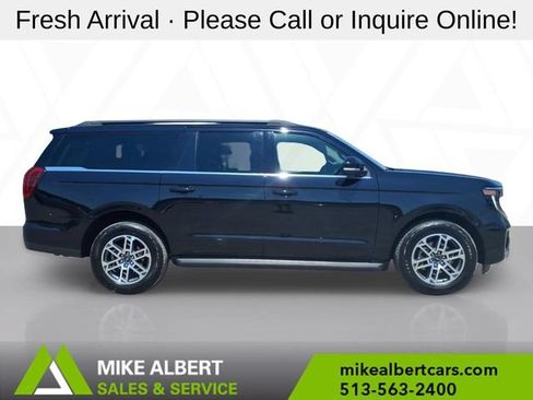 Used 2025 Ford Expedition Max Active AWD/4WD image 8