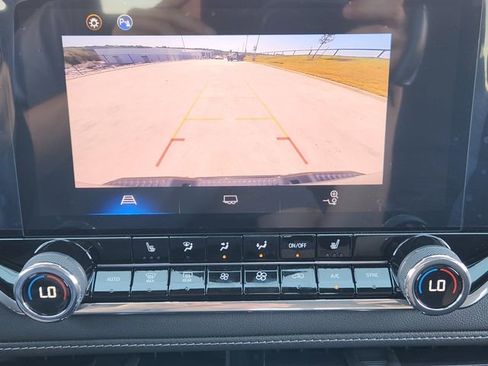 New 2025 Chevrolet Colorado LT w/ Advanced Trailering Package RWD image 15