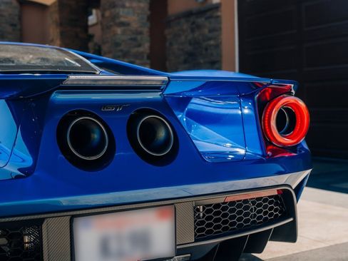 Used 2019 Ford GT image 45