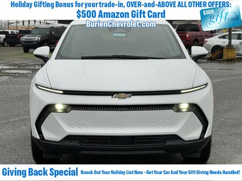 New 2026 Chevrolet Equinox EV LT image 8