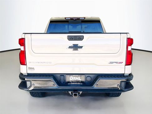 Used 2022 Chevrolet Silverado 1500 ZR2 w/ Technology Package AWD/4WD image 12