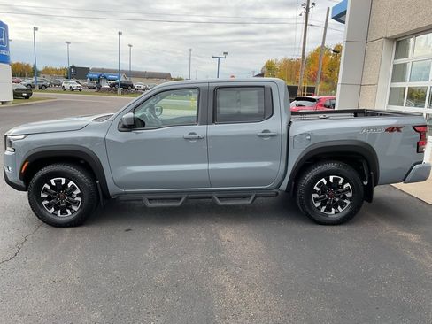 Used 2023 Nissan Frontier PRO-4X w/ Pro Convenience Package image 8