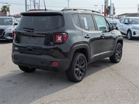 Used 2023 Jeep Renegade Altitude w/ Sun/Sound Group image 3