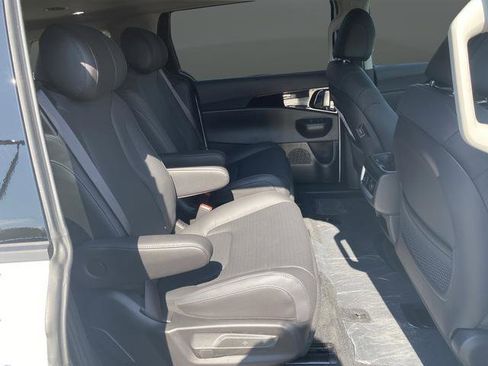 New 2026 Kia Carnival SX Prestige image 39