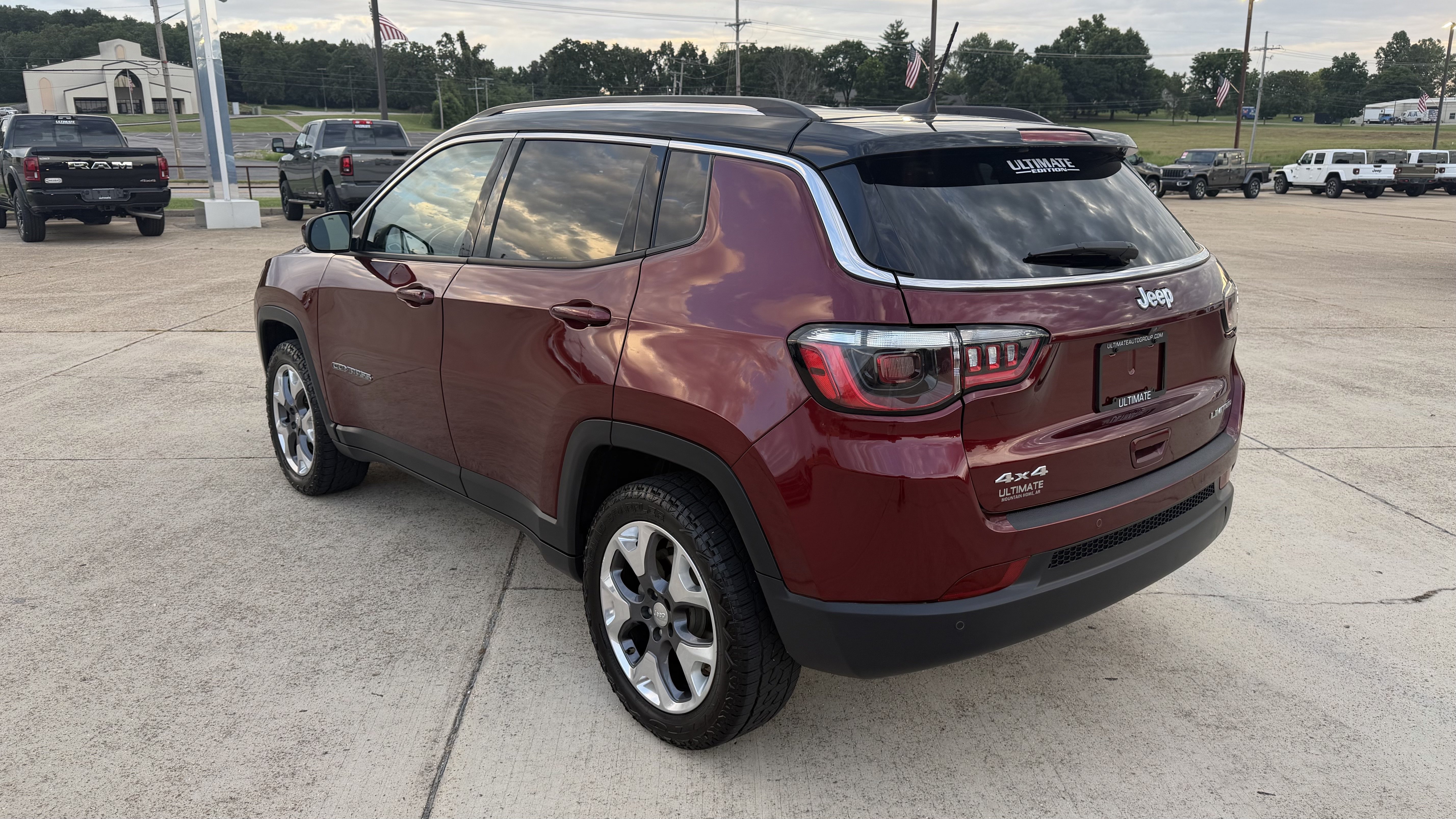 Used 2021 Jeep Compass Limited AWD/4WD image 5