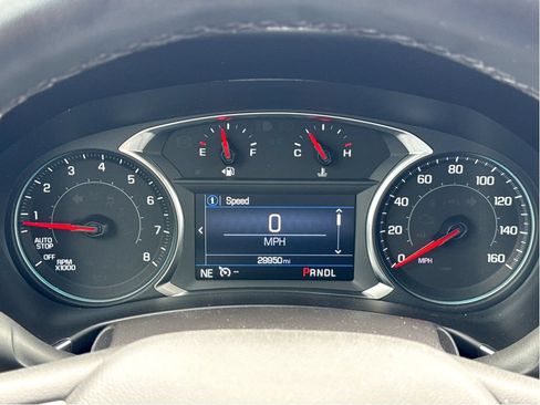 Used 2024 Chevrolet Equinox LT FWD image 17