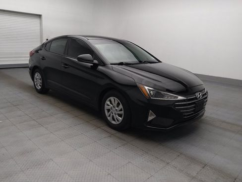 Used 2019 Hyundai Elantra SE w/ Cargo Package FWD image 11