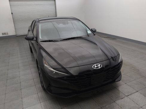 Used 2023 Hyundai Elantra SEL w/ Convenience Package FWD image 14
