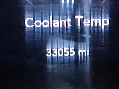 Used 2023 Dodge Challenger SXT w/ Blacktop Package image 18