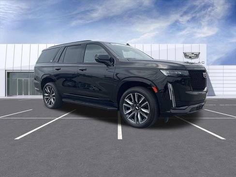 Certified 2024 Cadillac Escalade Sport AWD/4WD image 2