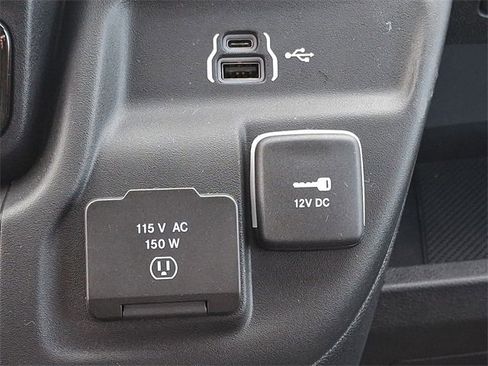 Used 2024 RAM ProMaster 2500 w/ Safety Group image 24