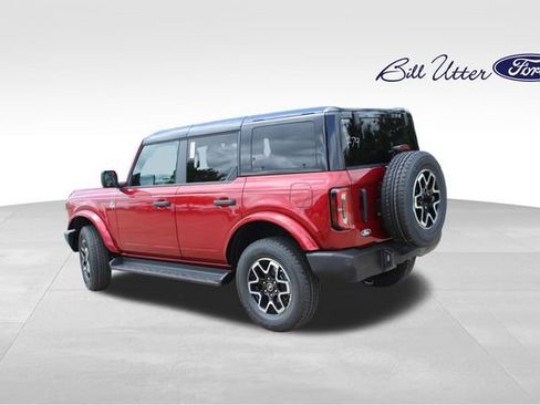 New 2026 Ford Bronco Outer Banks AWD/4WD image 4
