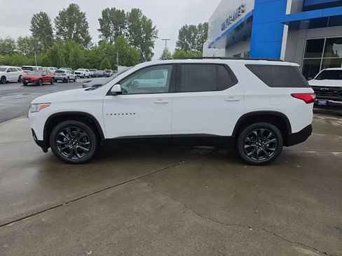 Used 2021 Chevrolet Traverse RS AWD/4WD image 2