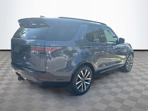 Used 2024 Land Rover Discovery Dynamic SE AWD/4WD image 6